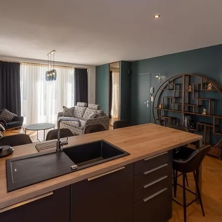 L'art Deco, T3 Terrasse, Classe Meuble De Tourisme Apartmán