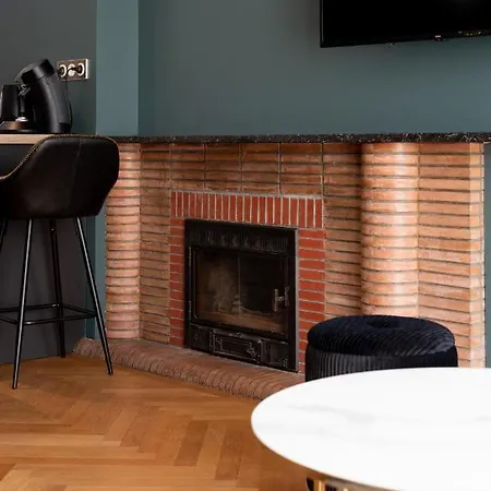 L'art Deco, T3 Terrasse, Classe Meuble De Tourisme * Rodez